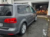 Gebraucht VW Touran 105 PS (77 kW) 2011 Grau Van / Kleinbus
