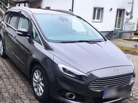 Gebraucht Ford S-MAX Titanium 150 PS (110 kW) 2016 Grau Van / Kleinbus