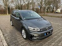 Gebraucht VW Touran Highline 150 PS (110 kW) 2018 Grau Van / Kleinbus