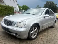 Gebraucht Mercedes C200 163 PS (119 kW) 2003 Silber Limousine