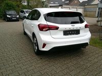 Second-hand Ford Focus 101 CP (74 kW) 2022 Alb Hatchback