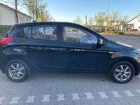 Gebraucht Hyundai i20 Classic 86 PS (63 kW) 2014 Schwarz Kleinwagen