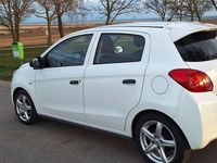 Gebraucht Mitsubishi Space Star 71 PS (52 kW) 2015 Weiß Kleinwagen