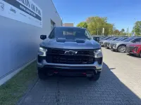 Neu Chevrolet Silverado LT 426 PS (313 kW) 2026 Grau SUV