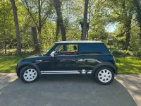 Używany Mini Cooper 116 KM (85 kW) 2002 Czarny Hatchback