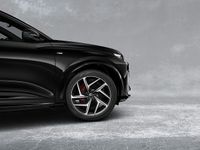 Gebraucht Audi Q6 e-tron S-Line 284 kW (387 PS) 2025 Mythosschwarz metallic SUV