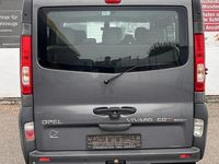 Gebraucht Opel Vivaro 114 PS (83 kW) 2012 Stahlgrau Van / Kleinbus