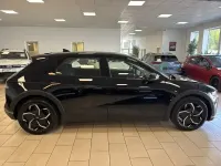 Gebraucht Hyundai Ioniq 5 Dynamiq 125 kW (170 PS) 2024 Abyss black / mic SUV