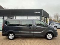 Gebraucht Renault Trafic Life 150 PS (110 kW) 2023 Kometengrau Van / Kleinbus