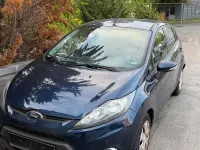 Gebraucht Ford Fiesta 95 PS (69 kW) 2012 Blau Kleinwagen