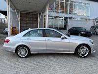 Gebraucht Mercedes E300 231 PS (169 kW) 2013 Silber Limousine