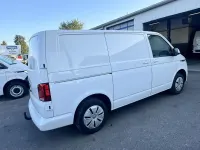 Gebraucht VW T6.1 150 PS (110 kW) 2023 Weiß Van