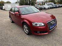 Gebraucht Audi A3 Attraction 125 PS (91 kW) 2009 Granatrot Limousine