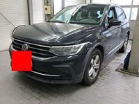 Gebraucht VW Tiguan Active 150 PS (110 kW) 2022 Schwarz SUV