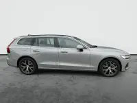Gebraucht Volvo V60 197 PS (144 kW) 2024 Grau Kombi