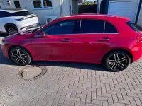 Gebraucht Mercedes A180 116 PS (85 kW) 2018 Rot Limousine
