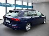 Gebraucht VW Golf VIII Life 110 PS (80 kW) 2024 Blau Kombi