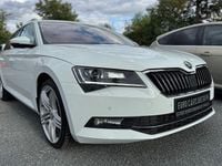 Gebraucht Skoda Superb LAURIN & KLEMENT 220 PS (161 kW) 2016 Weiß Kombi