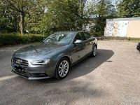 Gebraucht Audi A4 Ambition 179 PS (131 kW) 2013 Grau Limousine