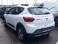 Gebraucht Dacia Sandero Stepway 101 PS (74 kW) 2021 Weiss Kleinwagen