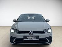 Neu VW Polo Life 95 PS (69 kW) 2026 Grau Limousine