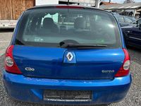 Gebraucht Renault Clio II 75 PS (55 kW) 2010 Blau Kleinwagen