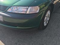Gebraucht Opel Vectra 101 PS (74 kW) 1999 Grün Limousine