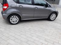 Gebraucht Mercedes A170 Elegance 116 PS (85 kW) 2009 Grau Van / Kleinbus