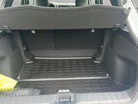 Neu Lexus LBX 136 PS (100 kW) 2025 Weiß SUV