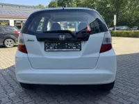 Gebraucht Honda Jazz Trend 90 PS (66 kW) 2010 Taffeta white Kleinwagen