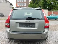 Gebraucht Volvo V50 Kinetic 109 PS (80 kW) 2007 Grün Kombi