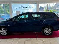 Gebraucht Opel Astra Business 110 PS (80 kW) 2022 Nautic blau Kleinwagen