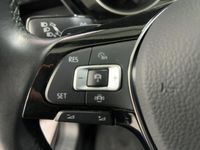 Gebraucht VW Touran Highline 150 PS (110 kW) 2022 Schwarz Van / Kleinbus