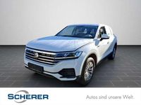 Gebraucht VW Touareg Basis 231 PS (169 kW) 2023 Pure white SUV