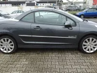 Gebraucht Peugeot 207 CC 111 PS (81 kW) 2013 Grau Cabrio