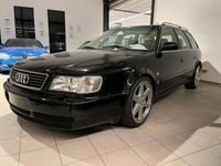 Używany Audi S6 S-Line 290 KM (213 kW) 1995 Czarny Kombi