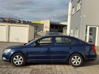 Gebraucht Skoda Octavia Elegance 160 PS (117 kW) 2009 Blau Limousine