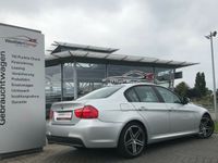 gebraucht BMW 318 d DPF PDC,Bi-Xenon,SOS,Navi,Bluetooth