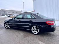 Gebraucht Mercedes E500 Avantgarde 408 PS (300 kW) 2012 Schwarz Limousine