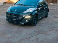 Gebraucht Peugeot 107 68 PS (50 kW) 2013 Schwarz Kleinwagen