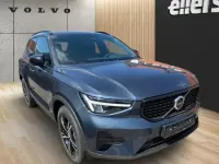 Neu Volvo XC40 Plus 163 PS (119 kW) 2026 Blau SUV