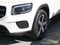 Gebraucht Mercedes GLB220 Progressive 190 PS (139 kW) 2023 Weiß SUV
