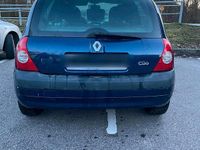 Gebraucht Renault Clio II 75 PS (55 kW) 2004 Blau Kleinwagen