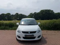 Gebraucht Suzuki Swift 94 PS (69 kW) 2012 Weiß Kleinwagen