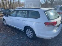 Gebraucht VW Passat 150 PS (110 kW) 2018 Weiß Kombi