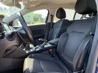 Gebraucht Renault Mégane GrandTour 140 PS (102 kW) 2019 Blau Kombi