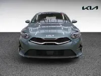 Gebraucht Kia Ceed Sportswagon Vision 140 PS (102 kW) 2025 Usg) yucca stahlgrau met. (grau Kombi