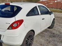 Gebraucht Opel Corsa Selection 69 PS (50 kW) 2012 Casabl/arctic/eisweiss/kaolin Kleinwagen