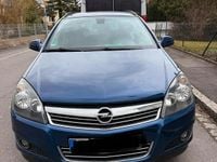 Gebraucht Opel Astra 110 PS (80 kW) 2010 Blau Kombi