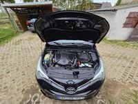 Gebraucht Toyota Avensis Comfort 112 PS (82 kW) 2015 Schwarz Kombi